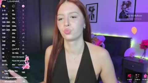 Snapshot of ellypeach chatting on 09/30/25, 03:28 EllyPeach online show from 09/30/25, 03:28