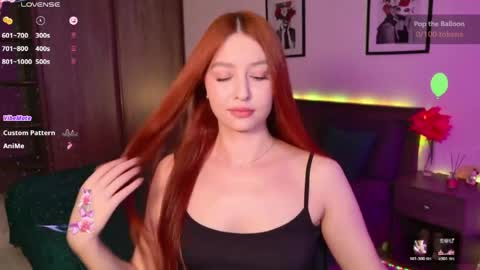 EllyPeach online show from 05/04/26, 11:39