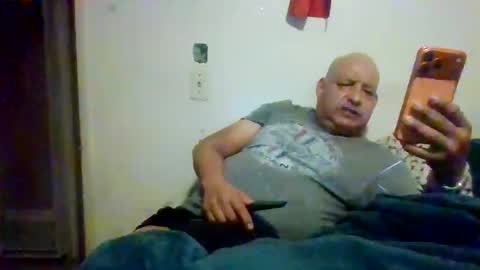 elmario24 online show from 10/15/25, 08:25