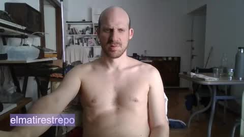 Snapshot of elmatirestrepo chatting on 10/04/25, 05:00 Mati Restrepo online show from 10/04/25, 05:00