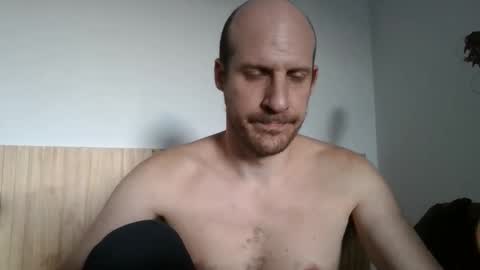 Snapshot of elmatirestrepo chatting on 03/13/26, 08:59 Mati Restrepo online show from 03/13/26, 08:59