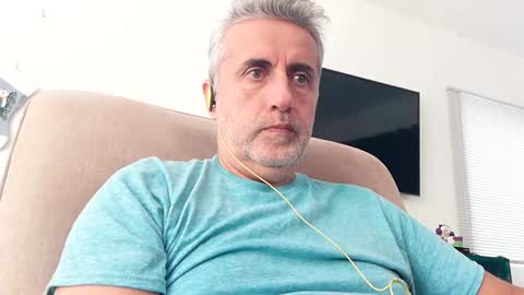 Snapshot of elmejorfvb2 chatting on 01/03/25, 06:03 fer online show from 01/03/25, 06:03