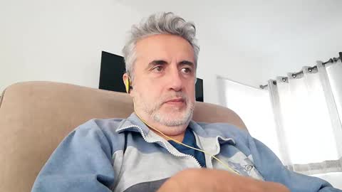 fer online show from 01/18/25, 02:02