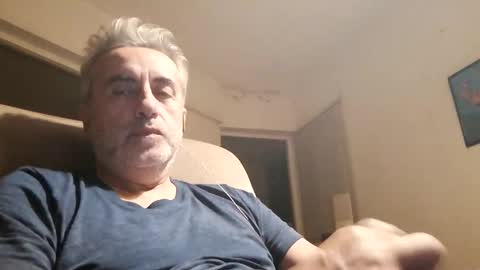 Snapshot of elmejorfvb2 chatting on 02/02/25, 10:24 fer online show from 02/02/25, 10:24