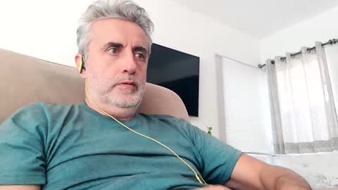 Snapshot of elmejorfvb2 chatting on 02/02/25, 06:53 fer online show from 02/02/25, 06:53