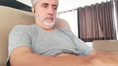 fer online show from 09/09/25, 03:11