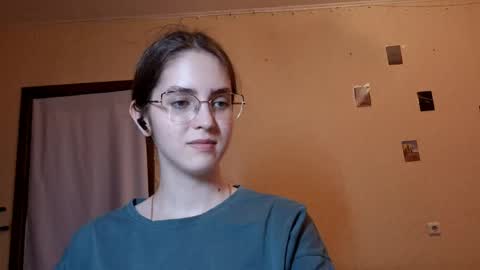 Kate online show from 06/03/26, 02:19