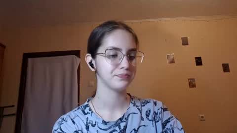 Kate online show from 06/17/26, 03:24