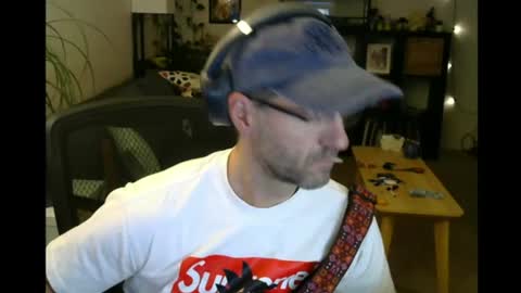 Snapshot of elmetaagain chatting on 07/07/26, 06:47 elmetaagain online show from 07/07/26, 06:47