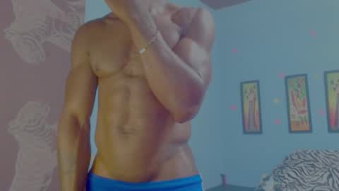 elmiltonnjakee online show from 02/03/26, 02:53