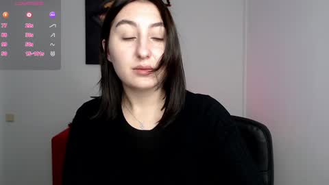 Snapshot of elmirapowers chatting on 12/06/24, 12:27 elmirapowers online show from 12/06/24, 12:27