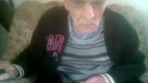 Snapshot of elmo191271 chatting on 02/05/26, 11:04 elmo191271 online show from 02/05/26, 11:04