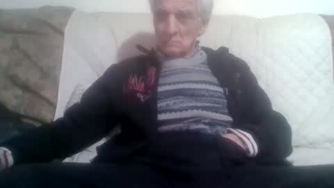 Snapshot of elmo191271 chatting on 02/16/26, 07:54 elmo191271 online show from 02/16/26, 07:54