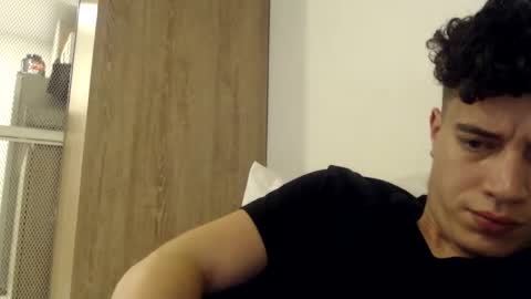 elmono33 online show from 02/01/25, 10:05