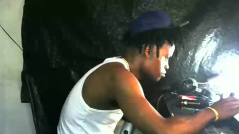 Snapshot of elniga21 chatting on 12/15/24, 10:04 EL NIIGGGAA 21 EL NIGGA 21 online show from 12/15/24, 10:04