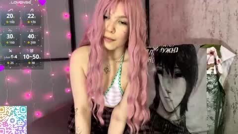 Pink online show from 05/10/26, 01:49