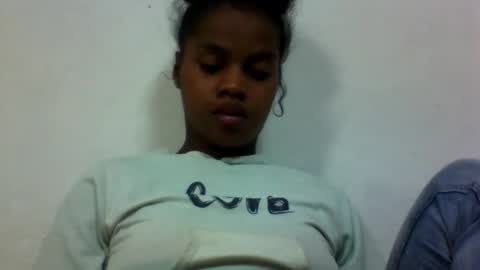 elodie228680 online show from 06/09/26, 06:08