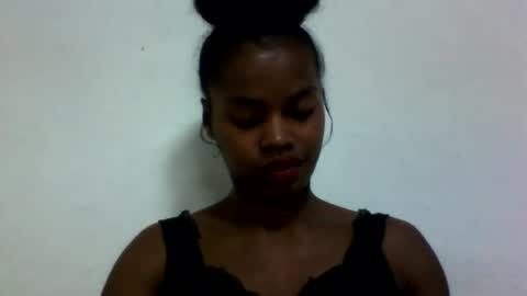 elodie228680 online show from 06/14/26, 03:30