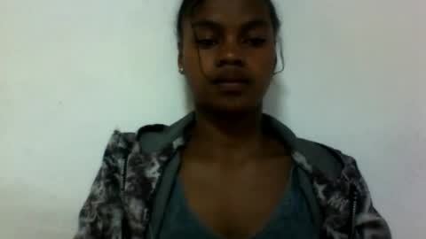 elodie228680 online show from 06/29/26, 06:08