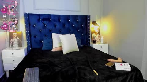 Elodie  online show from 01/16/25, 11:26