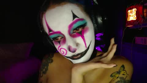 Chelsea  Please help me to reach 100 thumbs up online show from 12/04/25, 07:44