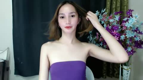 Snapshot of elora_charming chatting on 01/18/25, 05:20 elora_charming online show from 01/18/25, 05:20