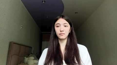 Snapshot of elouisevallian chatting on 07/02/26, 03:17 Elara online show from 07/02/26, 03:17
