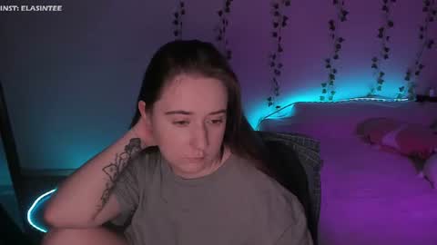 Ela give me a thumbs up if you like it  and this is important for the development of the account online show from 06/21/26, 07:49