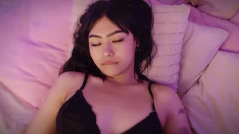 Elowen online show from 10/24/25, 09:22