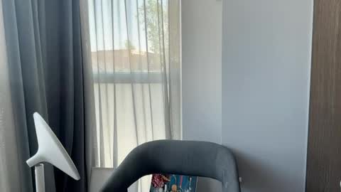 Milana online show from 05/17/26, 09:06