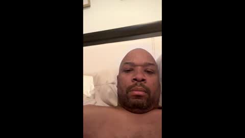 Snapshot of els911 chatting on 06/11/26, 02:33 Els9 online show from 06/11/26, 02:33