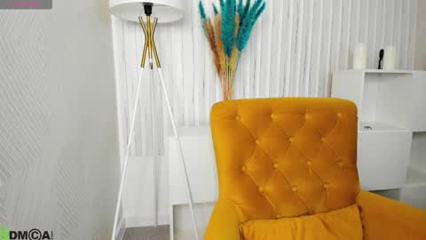 elsa_carterr online show from 11/14/25, 11:53