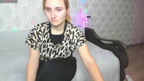Snapshot of elsa_hot_here chatting on 03/06/25, 11:25 Elsa online show from 03/06/25, 11:25