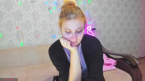Snapshot of elsa_hot_here chatting on 03/12/25, 09:34 Elsa online show from 03/12/25, 09:34