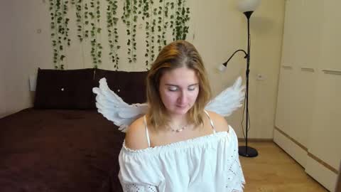 Snapshot of elsa_hot_here chatting on 11/02/25, 09:33 Elsa online show from 11/02/25, 09:33