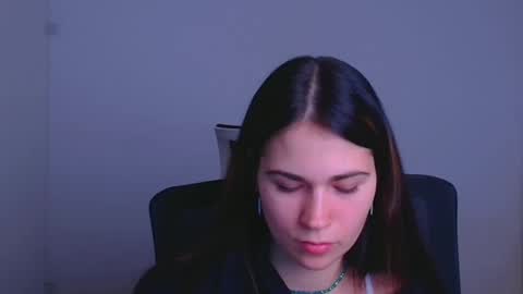 Snapshot of elsa_mur chatting on 12/10/24, 07:22 Elsa online show from 12/10/24, 07:22