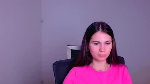 Snapshot of elsa_mur chatting on 01/03/25, 10:29 Elsa online show from 01/03/25, 10:29