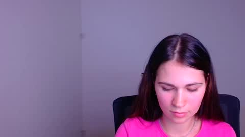 Snapshot of elsa_mur chatting on 01/04/25, 01:31 Elsa online show from 01/04/25, 01:31