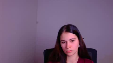 Snapshot of elsa_mur chatting on 01/08/25, 10:48 Elsa online show from 01/08/25, 10:48