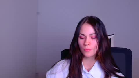 Snapshot of elsa_mur chatting on 01/22/25, 07:34 Elsa online show from 01/22/25, 07:34