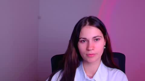 Snapshot of elsa_mur chatting on 01/22/25, 10:37 Elsa online show from 01/22/25, 10:37