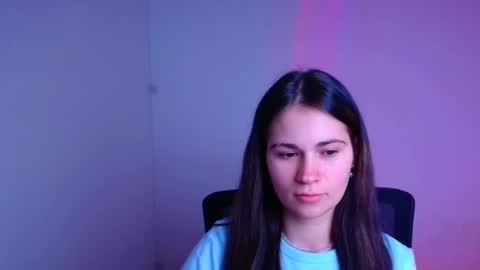 Snapshot of elsa_mur chatting on 02/04/25, 10:34 Elsa online show from 02/04/25, 10:34