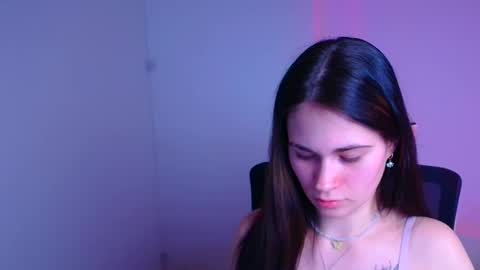 Snapshot of elsa_mur chatting on 02/05/25, 11:17 Elsa online show from 02/05/25, 11:17