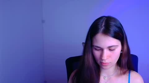 Snapshot of elsa_mur chatting on 02/07/25, 07:49 Elsa online show from 02/07/25, 07:49