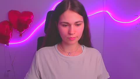 Snapshot of elsa_mur chatting on 03/09/25, 07:37 Elsa online show from 03/09/25, 07:37