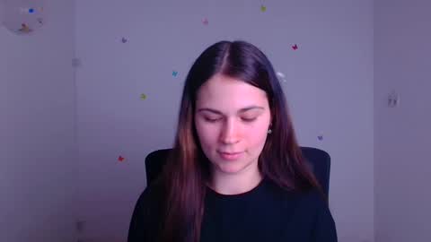 Snapshot of elsa_mur chatting on 03/11/25, 08:09 Elsa online show from 03/11/25, 08:09