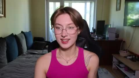 elsaangel online show from 06/18/26, 07:08