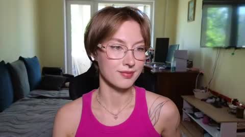 elsaangel online show from 06/18/26, 09:14