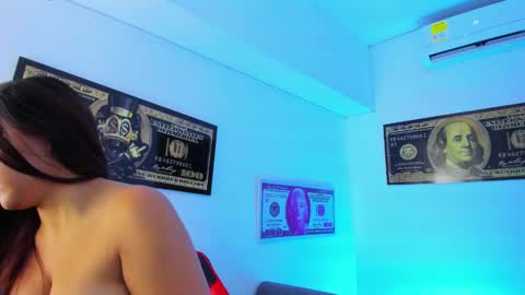 Elsa online show from 01/28/25, 12:22