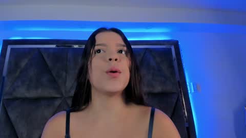 Elsa online show from 02/19/25, 12:11